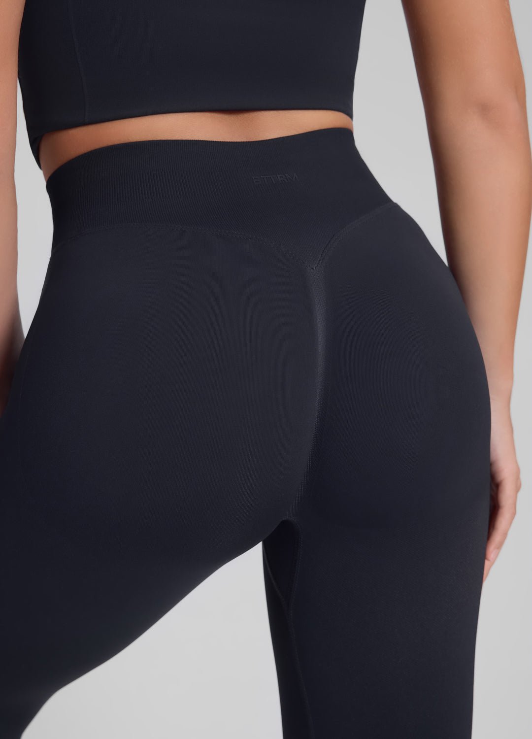 Ultrasculpt High Waisted Butt Lifting Tummy Control Shaping Training Leggings - Image 3